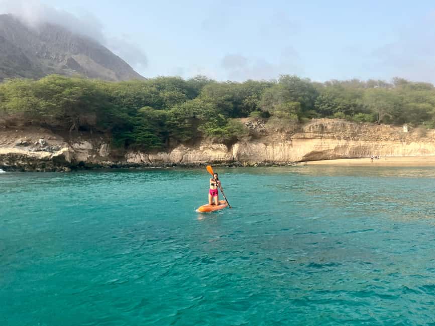 imagem n.4 de SUP Tarrafal: Aula e passeio de stand up paddle atividade em Tarrafal, carregada pelo fornecedor