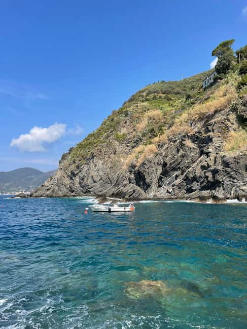 image n.4 of Vernazza: Cinque Terre Cruise with Sunset Aperetif Option activity in Vernazza, uploaded by supplier