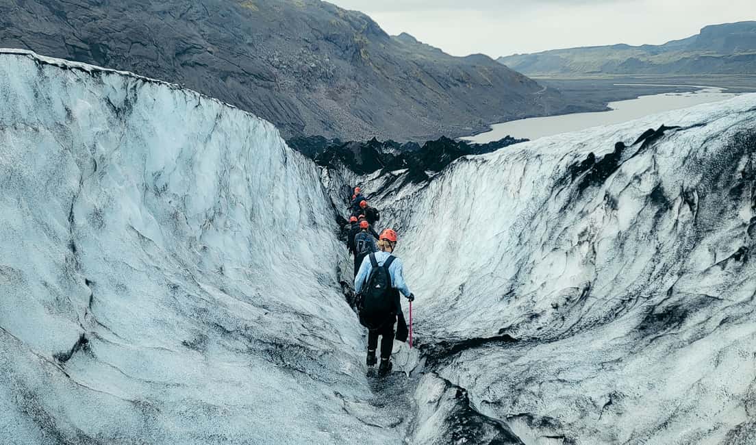 afbeelding n.5 van Vik: begeleide gletsjerwandeling op Sólheimajökull activiteit in Suðurland, IJsland, geüpload door aanbieder