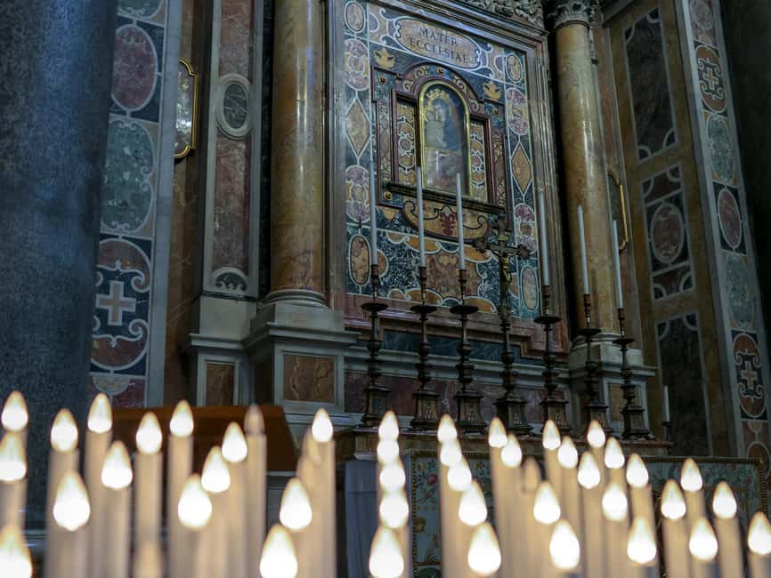 afbeelding n.6 van Rome: Sint-Pietersbasiliek, La Pietà en Pauselijke graftombes Tour activiteit in Rome, geüpload door aanbieder