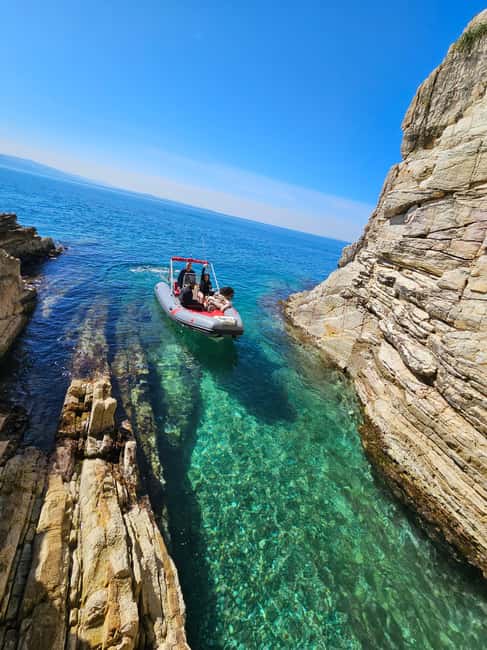 image n.8 of Sarandë: Boat Tour to Kroreza with Snorkelling and Umbrella activity in Sarandë, uploaded by supplier