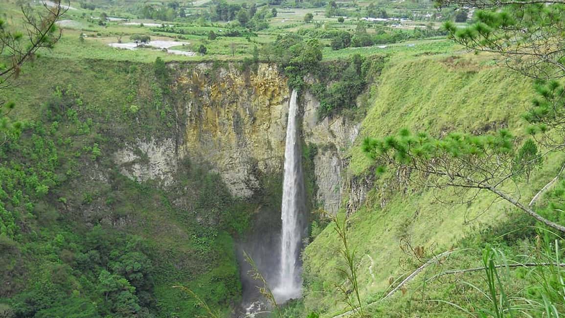 image n.17 of Medan Lake Toba Day Trip activity in Riau, uploaded by supplier