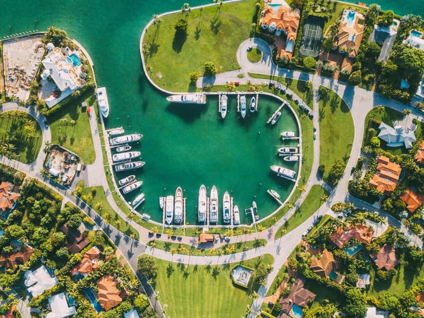 imagen n.º 26 de Miami Beach: Vuelo romántico privado al atardecer con champán actividad en Miami, subida por el proveedor