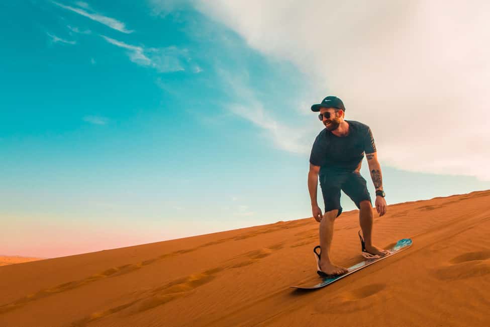 afbeelding n.2 van Dubai: Woestijnsafari, quad, sandboarden, kamelen & BBQ activiteit in Dubai, geüpload door aanbieder