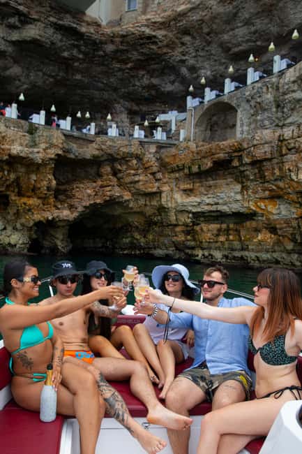 image n.7 of Monopoli: Exclusive Shared Boat Tour activity in Polignano a Mare, uploaded by supplier