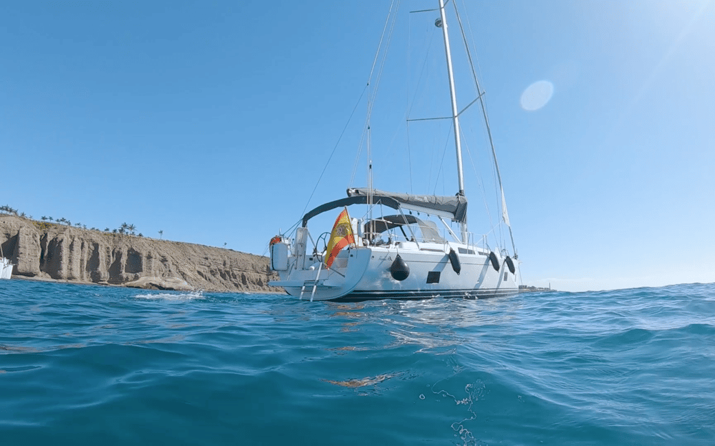 image n.9 of Pasito Blanco : Private sailing tour with food & drinks activity in San Bartolomé de Tirajana, uploaded by supplier