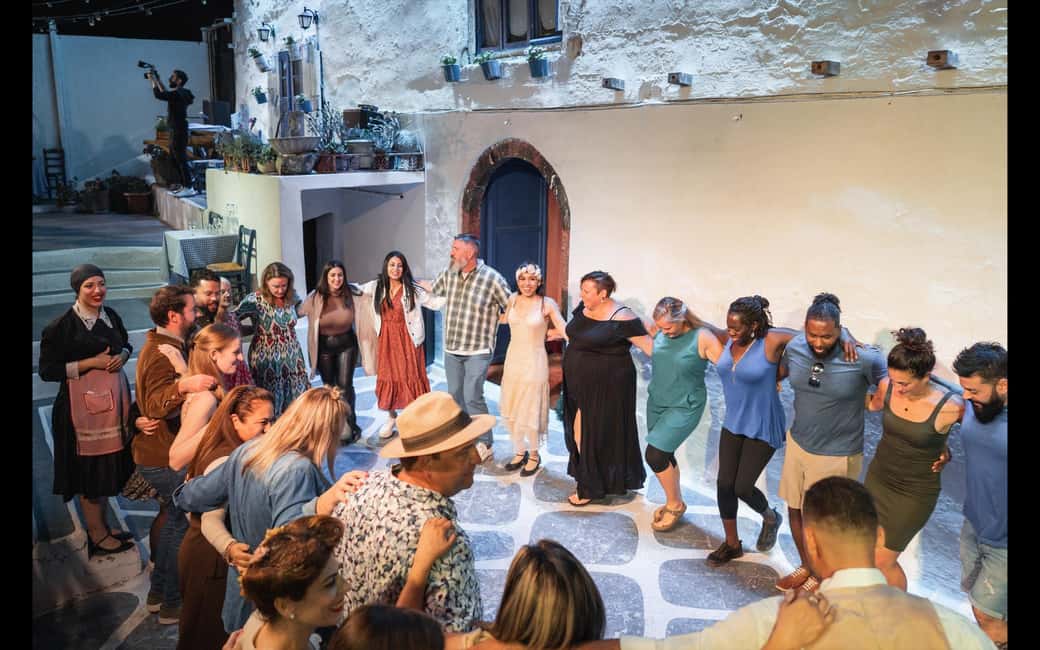 image n.15 of Santorini: The Greek Wedding Show activity in Fira, uploaded by supplier