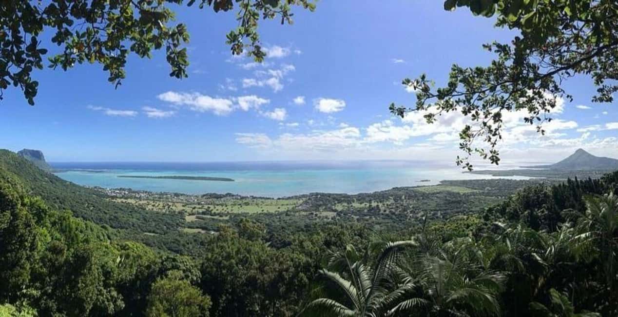 bild nr.3 av Mauritius Scenic South West Privat tur med bil/SUV/Minivan aktivitet i Chamouny, uppladdad av arrangören
