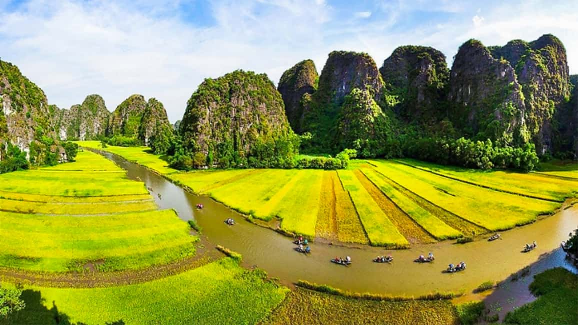 image n.17 of Hanoi/Ninh Binh: 1-Day Tam Coc/Trang An, Hoa Lu & Mua Caves activity in Central Vietnam, uploaded by supplier