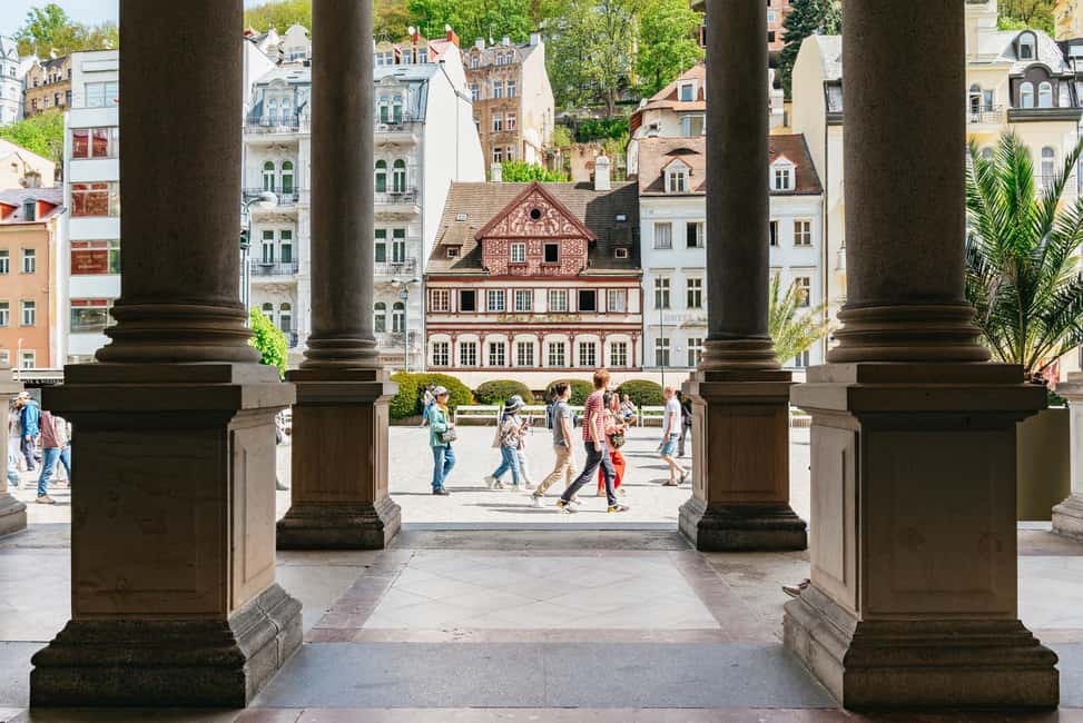 Karlovy Vary içindeki Prag: Gözetleme Kulesi ve Füniküler ile Karlovy Vary Günübirlik Gezisi etkinliğinin tedarikçi tarafından yüklenen 2 no'lu görseli