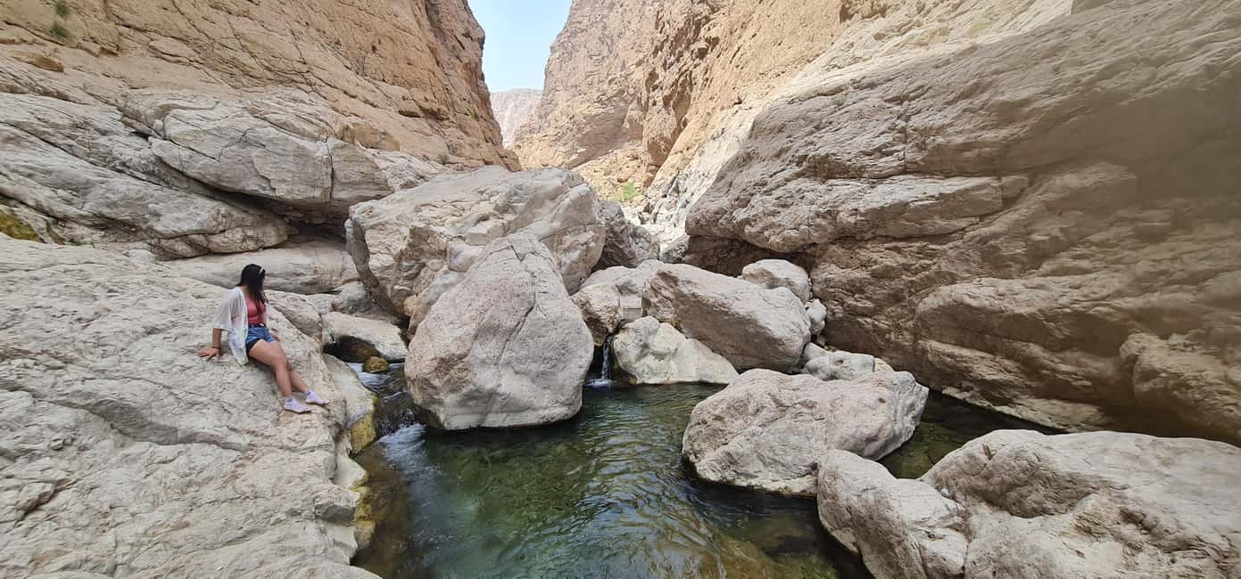 Immagine nº 13 di Da Muscat: Avventura a Wadi Al Arbieen, Sinkhole, Spiaggia delle Pinne attività a Regione al-Sharqiyya, caricata dal fornitore