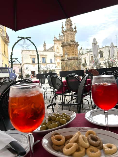 Immagine nº 11 di Lecce: tour in e-bike a Galatina con frantoio e degustazione di vino attività a Corigliano D'otranto, caricata dal fornitore