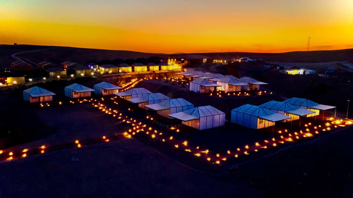 imagen n.º 10 de Marrakech: Retiro en el desierto de Agafay, tienda, cena, espectáculo y piscina actividad en Marrakech-Safí, subida por el proveedor