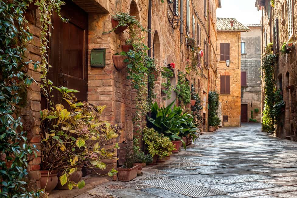 Immagine nº 11 di Firenze: Monteriggioni e Val d'Orcia Degustazione di vini opzionale attività a Monteriggioni, caricata dal fornitore