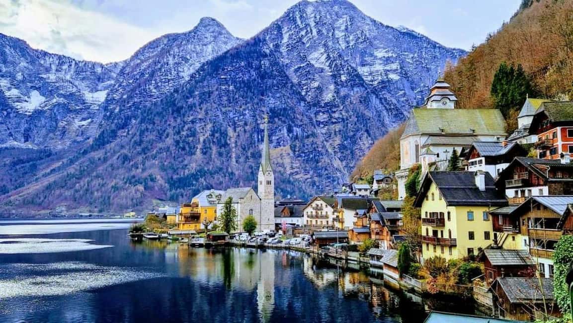 image n.1 of Vienna: Private tour from Vienna to Hallstatt and Salzburg activity in Vienna, uploaded by supplier