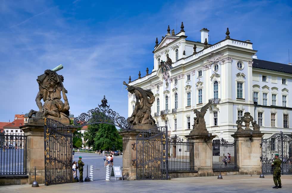 Immagine nº 7 di Tour della Città Piccola di Praga, San Nicola, Biglietti per il Castello di Praga attività a Praga, caricata dal fornitore