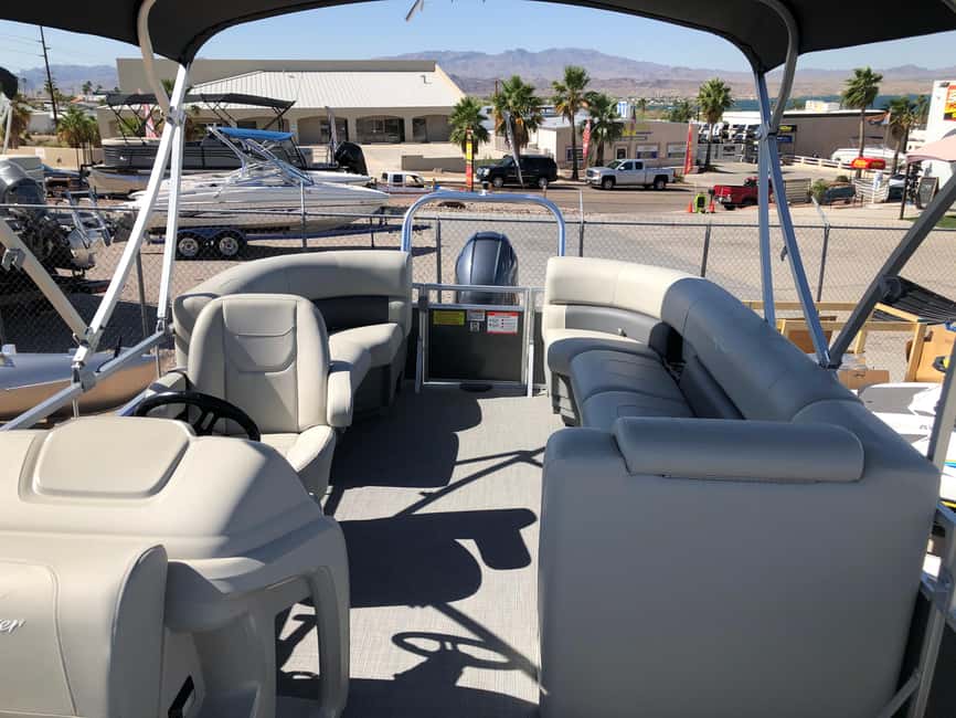 image n.4 of Pontoon Boat Rental activity in Arizona, uploaded by supplier