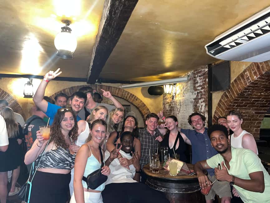 Image N°29 de Tournée des bars internationaux à Lille avec shots gratuits et jeux amusants activité à Lille, publiée par le prestataire
