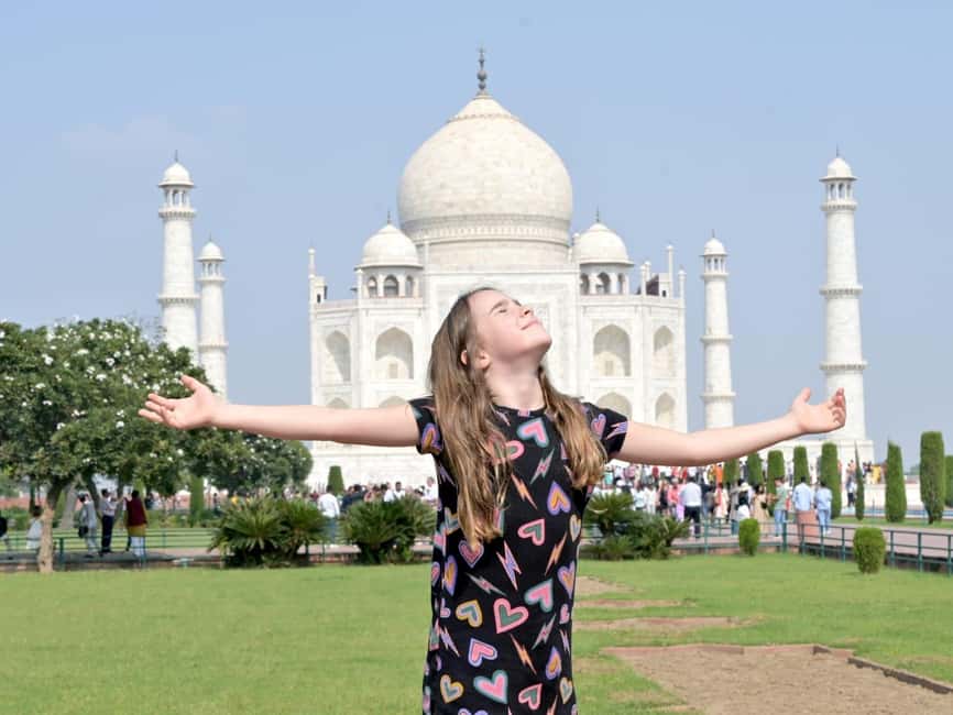 image n.2 of Sunrise Taj Mahal - Agra Fort & Agra Tour By Car From Delhi activity in Agra, uploaded by supplier