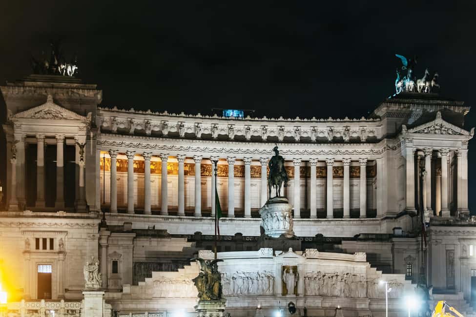 Image N°9 de Rome : visite à pied des sites incontournables de la ville en petit groupe au clair de lune activité à Rome, publiée par le prestataire