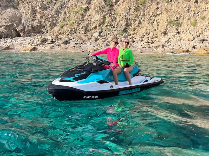 Bild Nr. 12 von Santa Eulalia: Jet Ski Tour mit optionaler Delphin-Suche Aktivität in Balearen, hochgeladen vom Anbieter