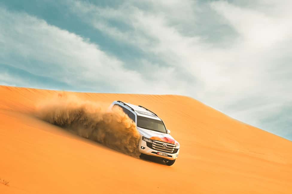 imagem n.13 de De Abu Dhabi: Safari no deserto com manobras radicais nas dunas atividade em Abu Dhabi, carregada pelo fornecedor