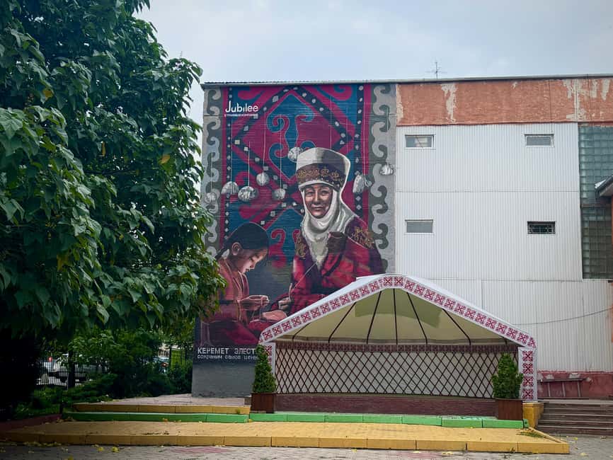 billede nr.7 af aktiviteten Bishkek Street Art og kirgisisk nomadehistorie (Walks & Talks) i Bishkek-regionen, uploadet af udbyder