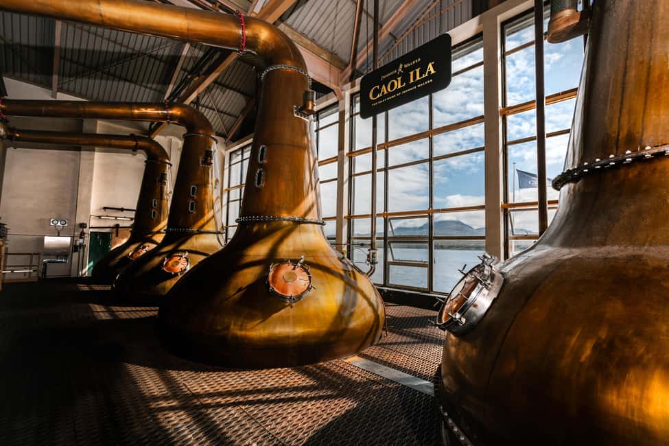 Image N°1 de Islay : Visite et dégustation de la distillerie de whisky Caol Ila activité à Argyll and Bute, publiée par le prestataire