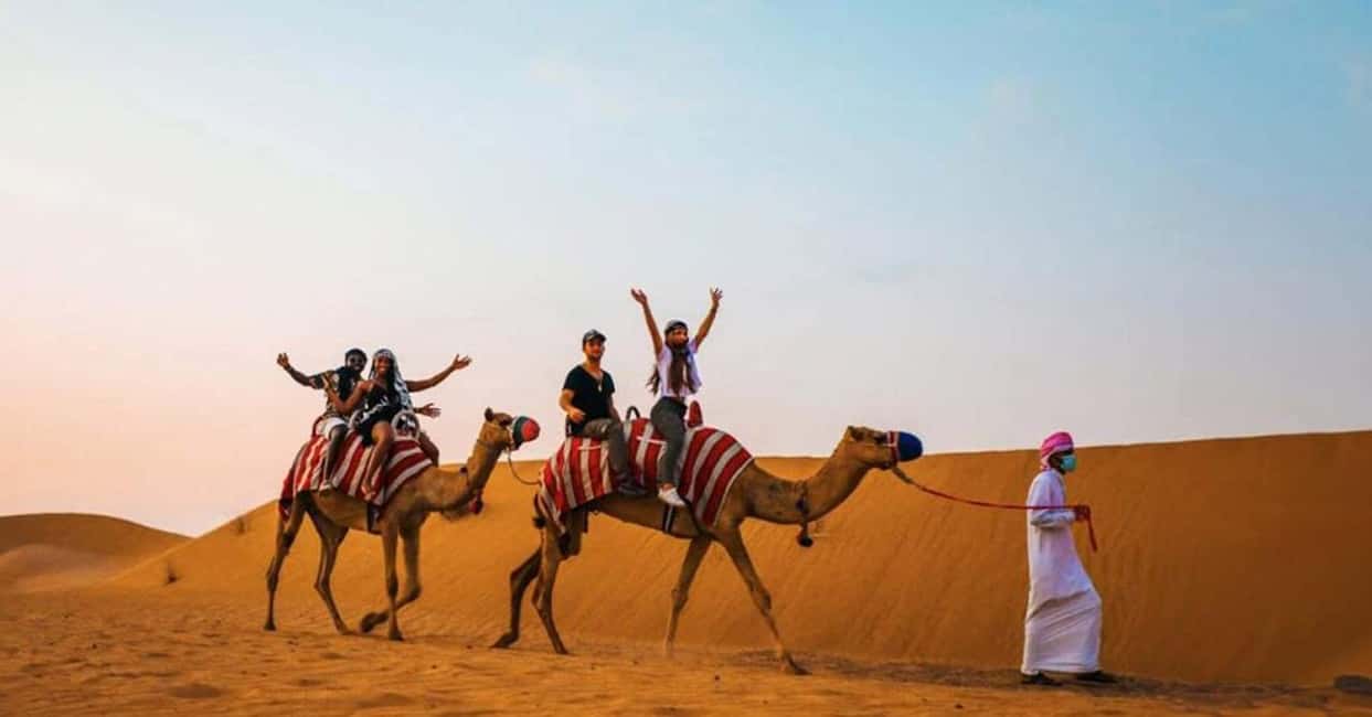 Immagine nº 6 di Safari nel deserto con cena VIP-BBQ e quad bike opzionale attività a Mascate, caricata dal fornitore