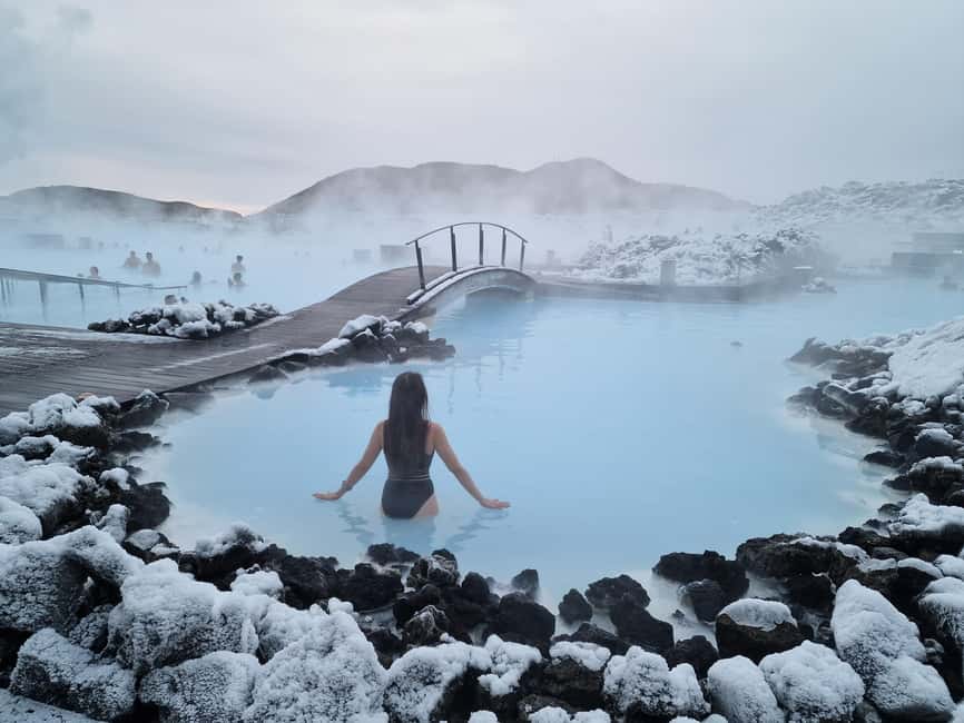 bild nr.1 av Reykjavik: Gyllene cirkeln, kratern och Blå lagunen Minibuss Tour aktivitet i Reykjavik, uppladdad av arrangören