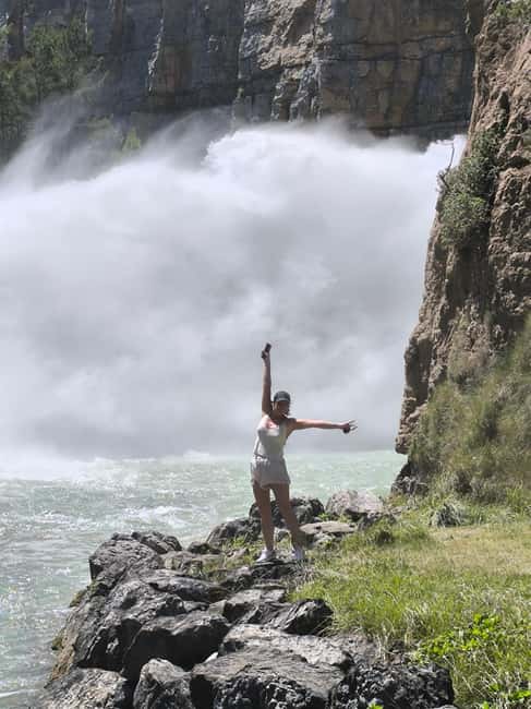 image n.5 of Valencia: Montanejos Hot Spring & Girlfriend Waterfall, Food activity in Montanejos, uploaded by supplier