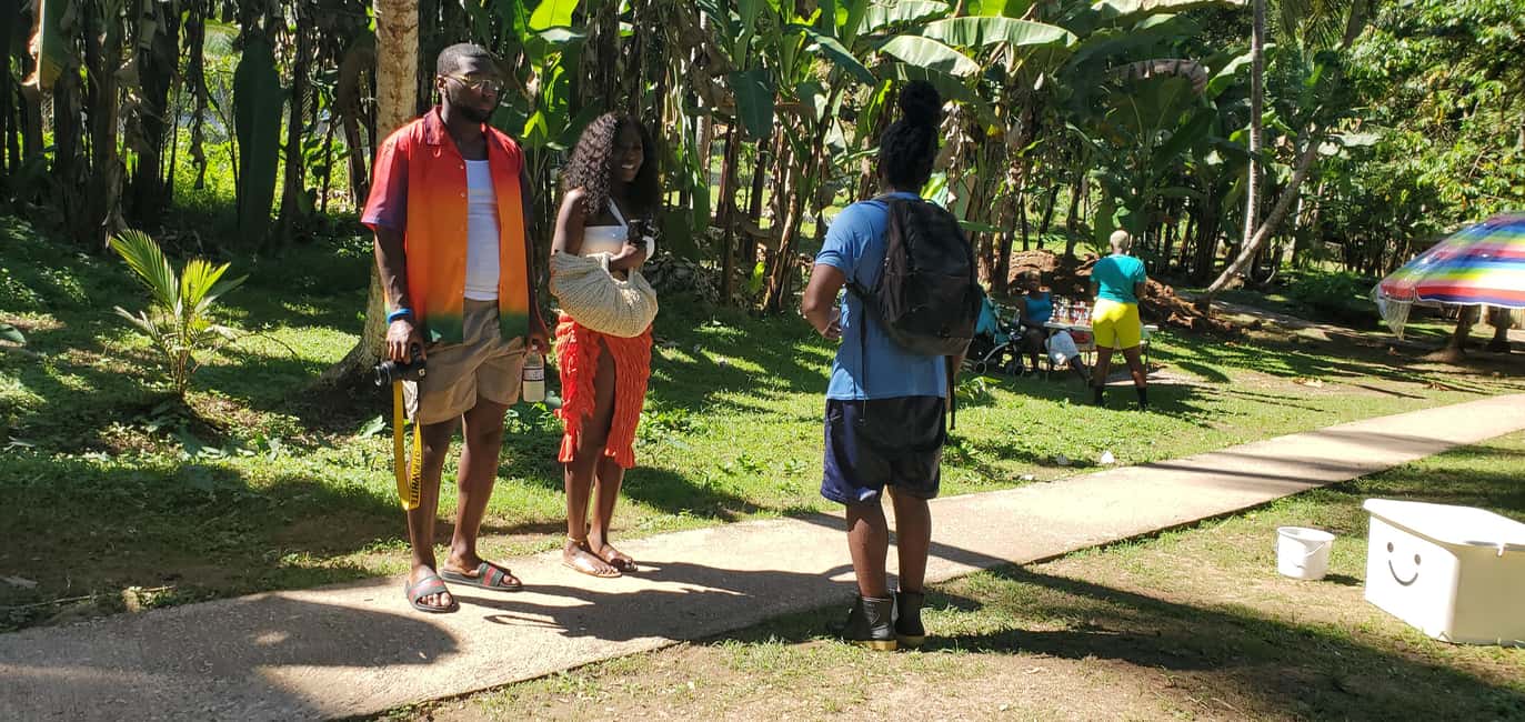 imagem n.4 de Montego Bay: Cruzeiro em jangada de bambu no Great River atividade em Montego Bay, carregada pelo fornecedor