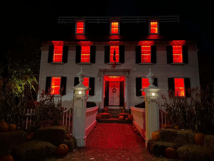 image n.1 of Salem, MA: Hocus Pocus Movie Guided Walking Tour activity in Salem, uploaded by supplier