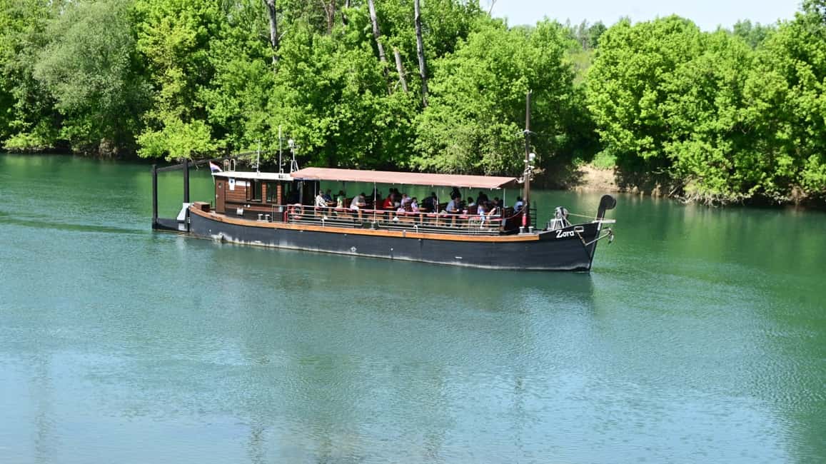 image n.10 of Riverboat tour by replica of a traditional Žitna lađa boat activity in Karlovac, uploaded by supplier