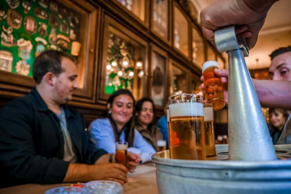 imagem n.12 de Colónia: Tour pelas cervejarias Kölsch com 3 cervejas incluídas atividade em Colônia, Alemanha, carregada pelo fornecedor