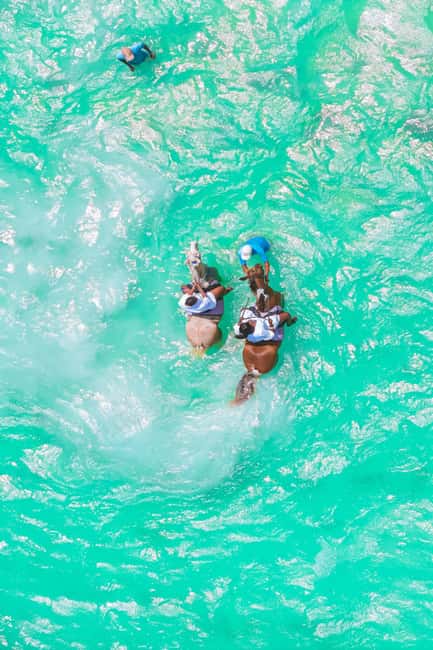 image n.6 of Zanzibar: Horse Riding and Kayaking with Video and Photos activity in Zanzibar City, uploaded by supplier