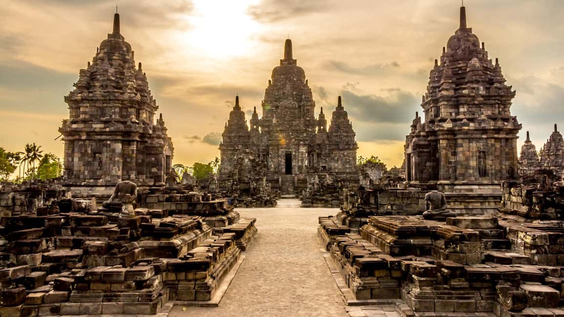 image n.3 of Yogyakarta: Borobudur sunrise(guarantee climb up)& Prambanan activity in Yogyakarta, uploaded by supplier