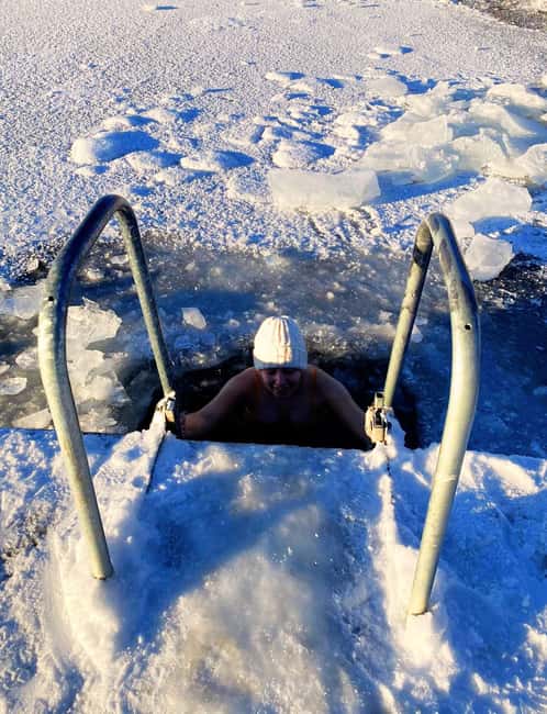 bild nr.4 av Stockholm: Traditionell bastu med Polar Plunge i Östersjön aktivitet i Vaxholm, uppladdad av arrangören
