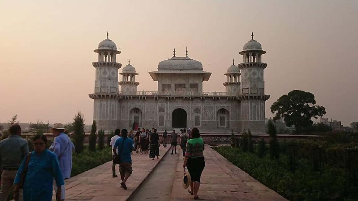 imagem n.9 de De Deli: Excursão privada ao Taj Mahal e Agra com 5* Almoço atividade em Agra, carregada pelo fornecedor