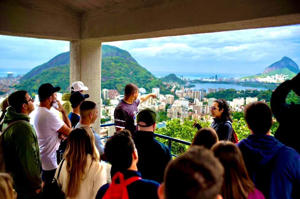 imagen n.º 5 de Río de Janeiro: Visita a la Favela de Santa Marta con un guía local actividad en Río de Janeiro, subida por el proveedor