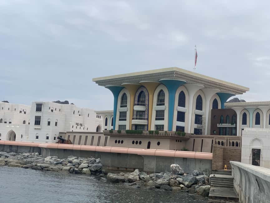 Immagine nº 17 di Muscat : Tour privato della città di Oman con servizio di prelievo e rientro attività a Mascate, caricata dal fornitore