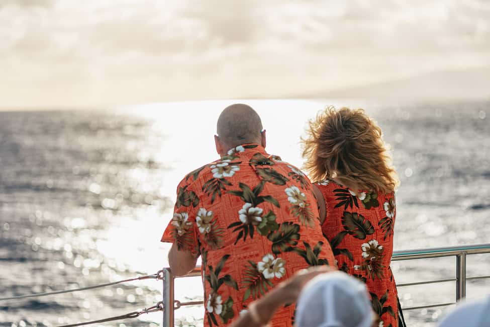 image n.9 of Oahu: Waikiki Sunset Catamaran Cocktail Cruise activity in Honolulu, uploaded by supplier