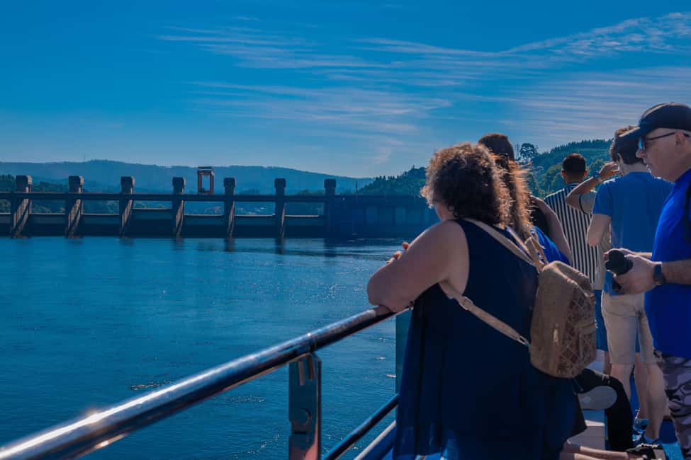 Image N°8 de De Porto : croisière sur la rivière Régua à Porto avec déjeuner à bord activité à Région Nord, Portugal, publiée par le prestataire