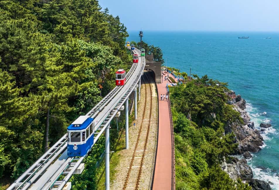 imagen n.º 2 de Desde Busan: Ticket de entrada al tren Blue Line Park Sky Capsule actividad en Busan, subida por el proveedor