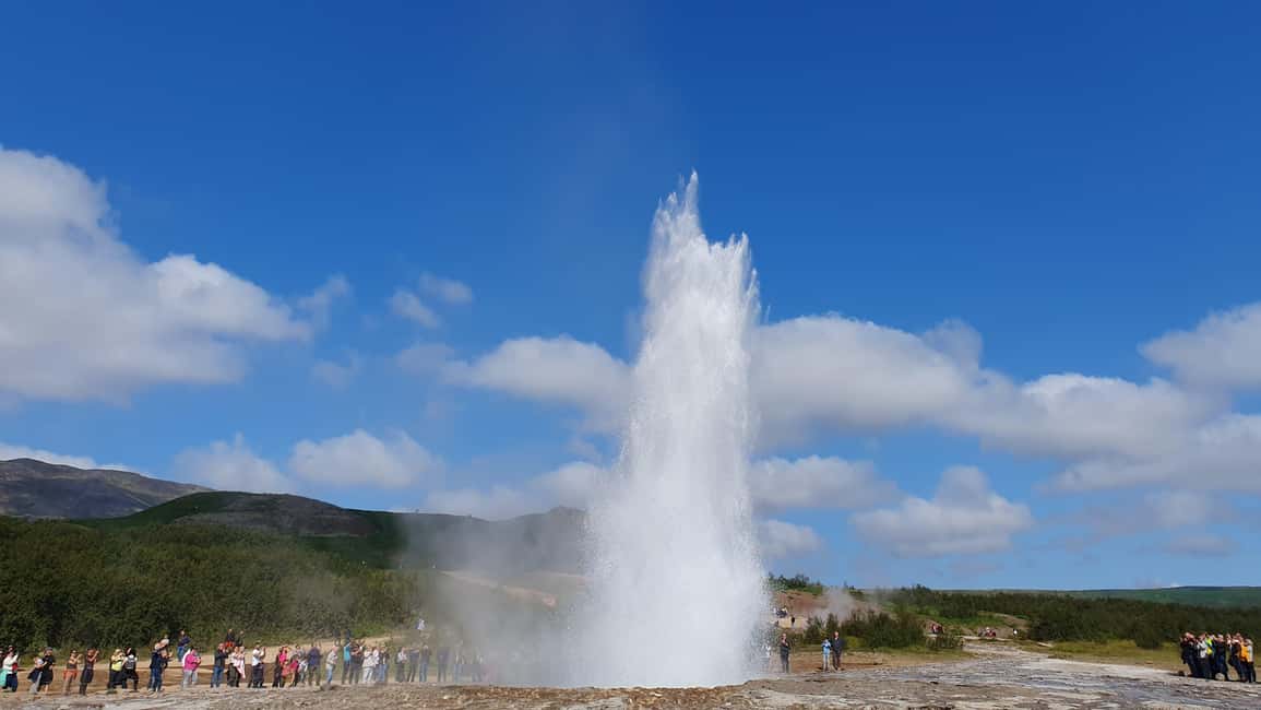 bild nr.1 av Tysktalande Golden Circle liten grupptur från Reykjavík - Landutflykt aktivitet i Södra Island, uppladdad av arrangören