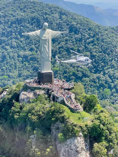 image n.7 of Rio de Janeiro: Helicopter Flight Christ the Redeemer 30 min activity in Rio de Janeiro, uploaded by supplier
