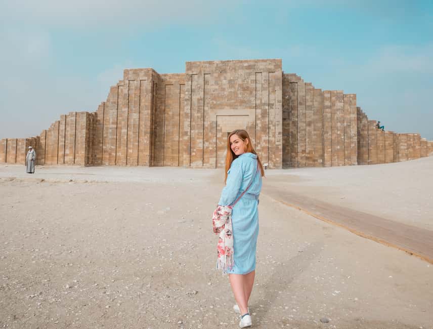 imagem n.4 de Do Cairo: Visita às Pirâmides de Gizé, Esfinge, Saqqara e Mênfis atividade em Cairo, carregada pelo fornecedor