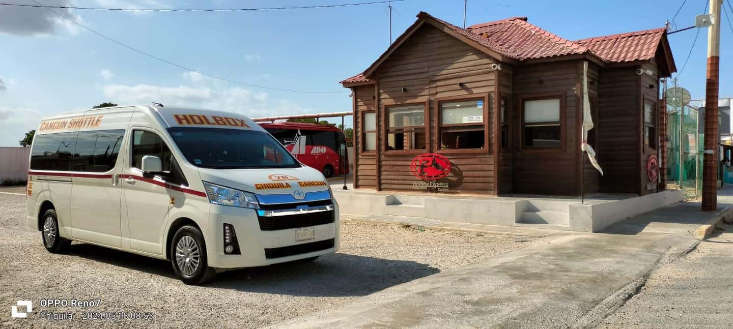 Obraz nr 2 z atrakcji Wspólny transfer z centrum Cancun do promu Holbox w Cancún, przesłany przez organizatora