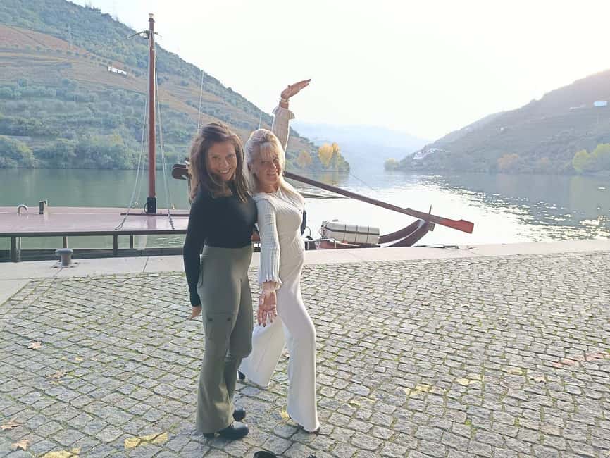 Image N°40 de Depuis Porto : Vallée du Douro avec vignobles, déjeuner et excursion en bateau activité à Région Nord, Portugal, publiée par le prestataire