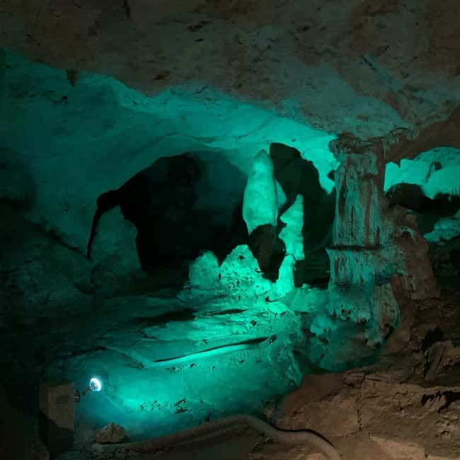 imagem n.2 de Excursão e transporte para as cavernas Green Grotto atividade em Clarendon, carregada pelo fornecedor